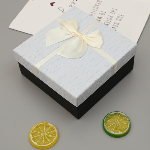 Wholesale Gift Paper Box Packaging with Lid Ribbon