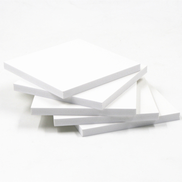 3mm, 15mm ve 16mm kalınlığında 1.22x2.44m pvc forex plastik köpük tahtaları üreticisi