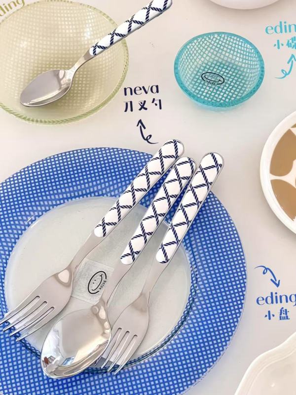 Modern Glass Dinnerware Set for Kitchen and Dining