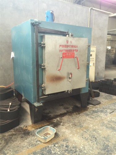 Net belt type hot air circulation tempering furnace