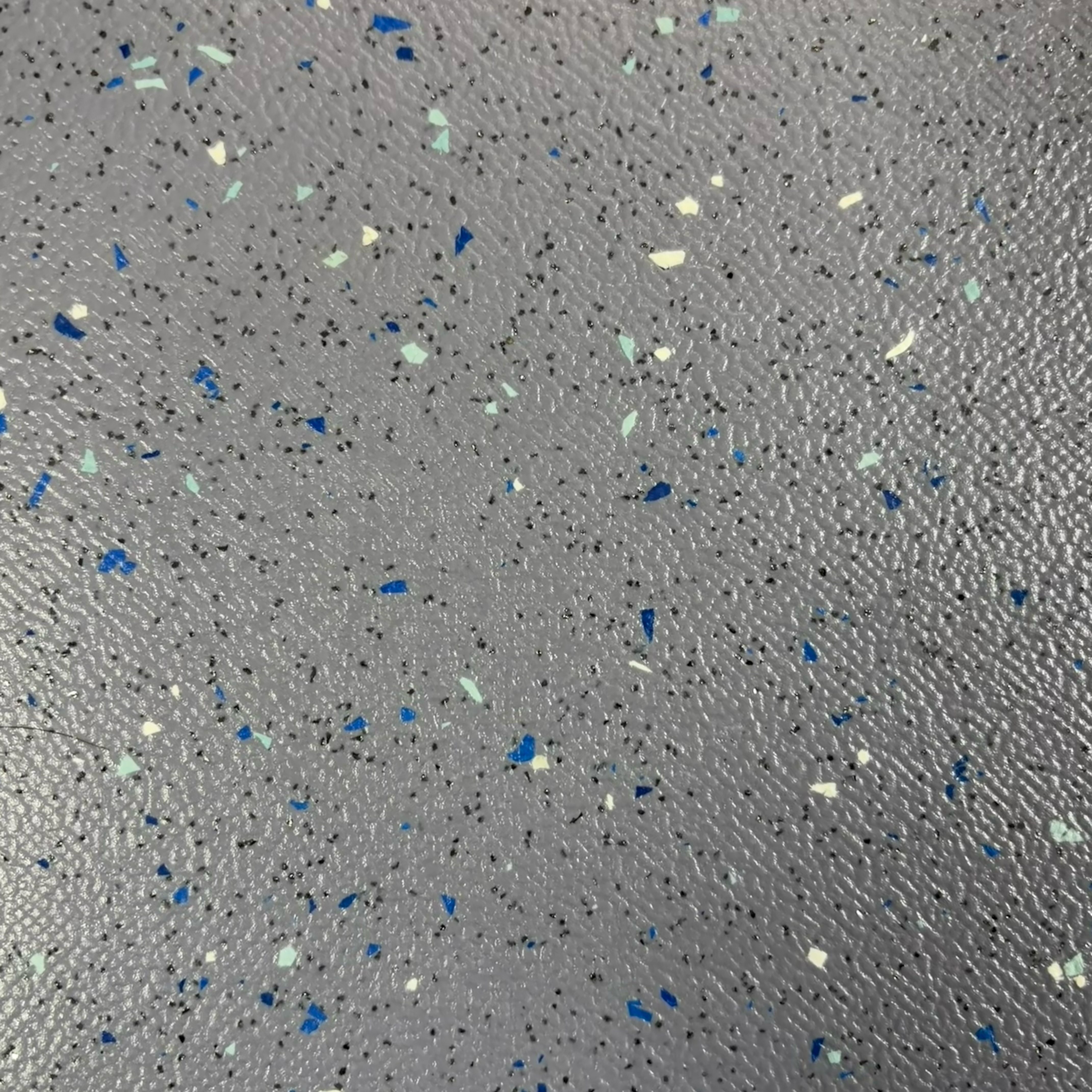 Транспортный противоскользящий пол