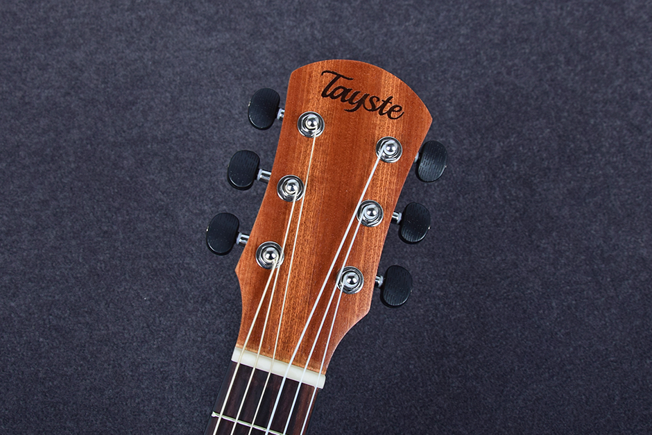 Tug 20 Guitar Ukulele