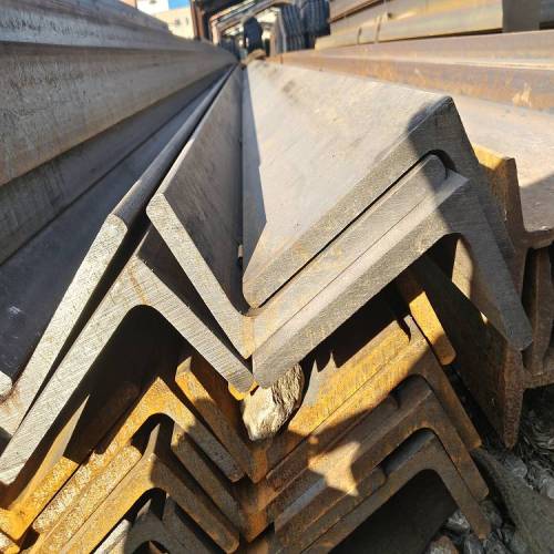 Acero de ángulo versátil para marcos de construcción mejorados