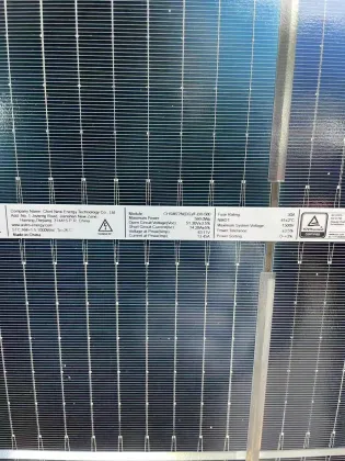 Astronergy 580W ASTRO N5 CHSM72N(DG)/F-BH Solar Panel - High Efficiency Photovoltaic Module