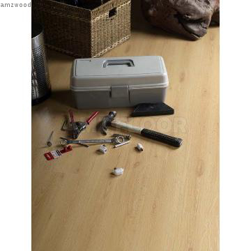 Guangzhou Manufacturer AC3/AC4 Quality HDF Laminate Flooring beech