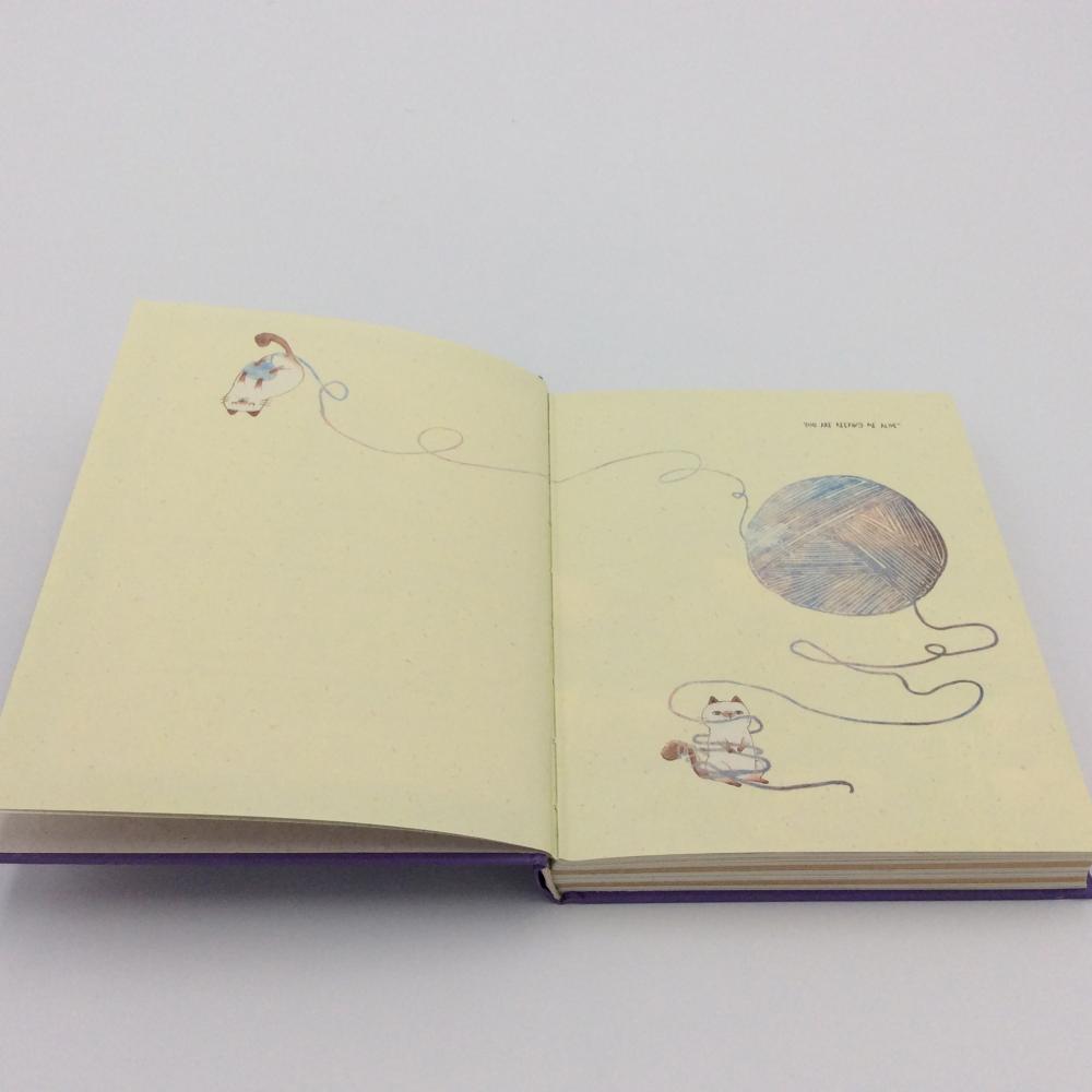 Cuaderno de dibujos animados simple lindo de papel