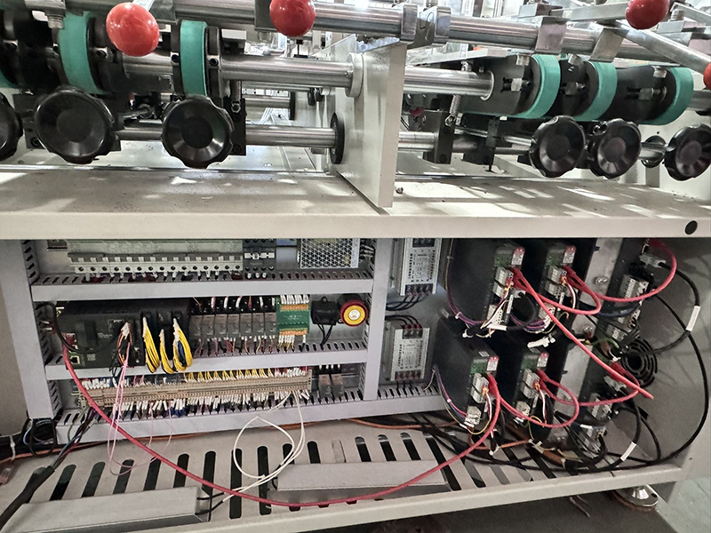 JNX 1600 6 servo motor carton packing machine