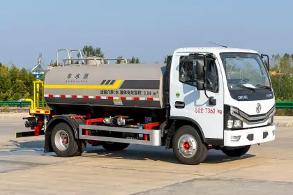 Dongfeng Dolika 5m ³ Sprinkler Truck
