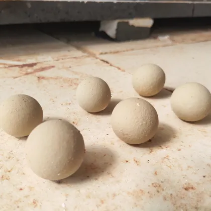 Alumina Ceramic Grinding Ball In Ceramics