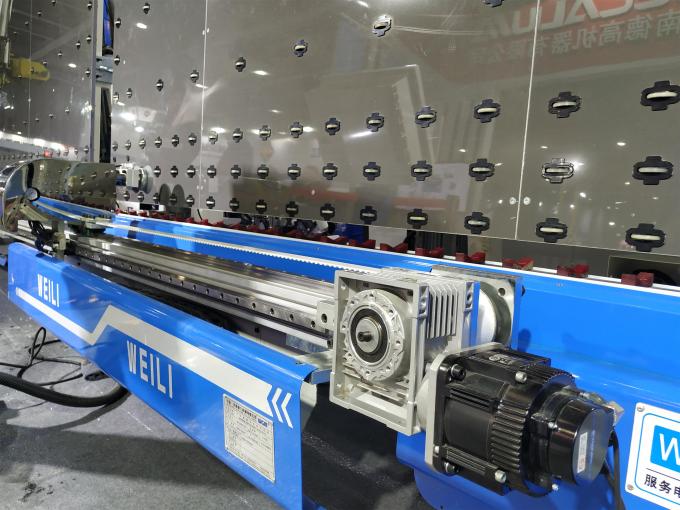 auto sealing robot