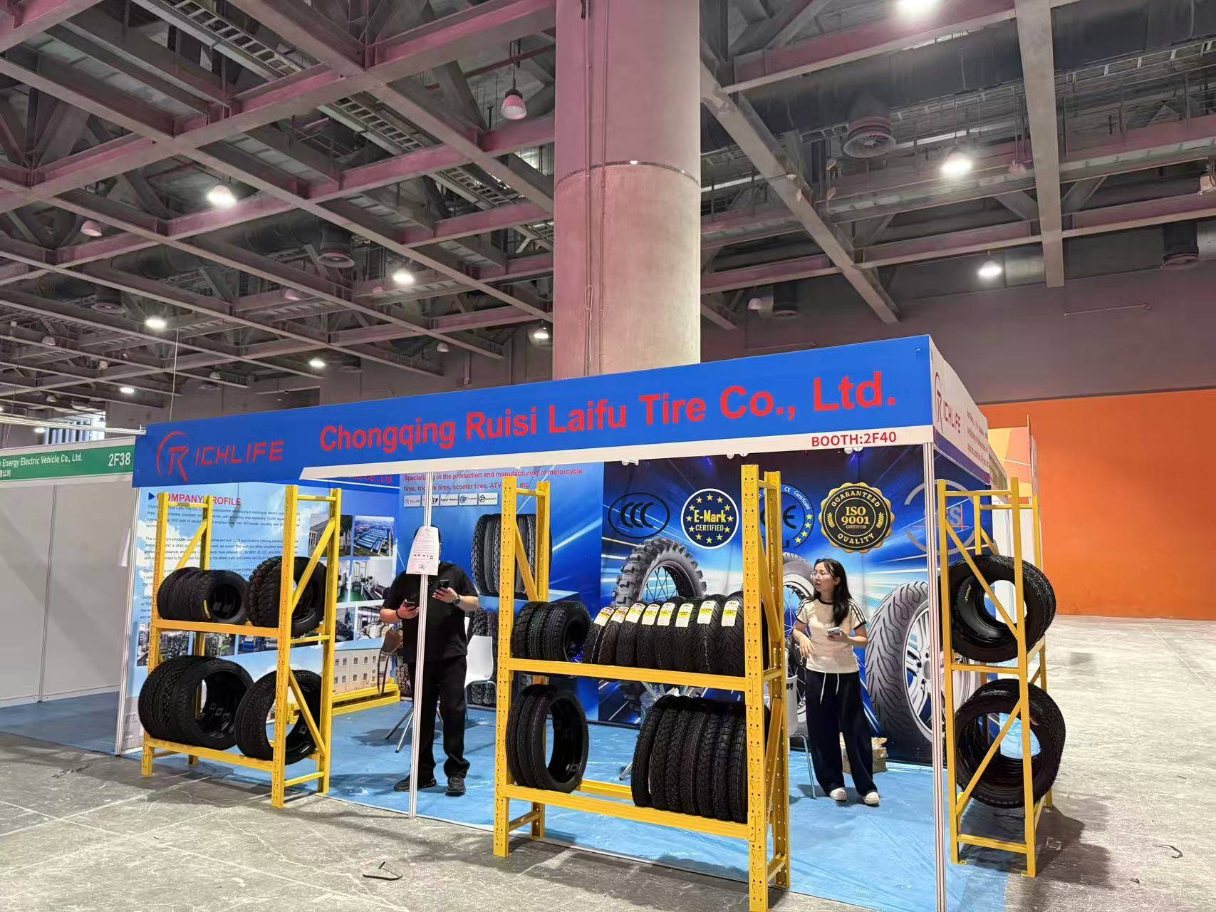 Debut at Canton Fair! Ruisilaifu Launches KUMA Brand to Redefine the Global Motorcycle Tire Industry4