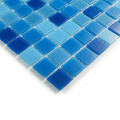 Carreaux de piscine murale blanche bleu 20x20 mm en verre bleu