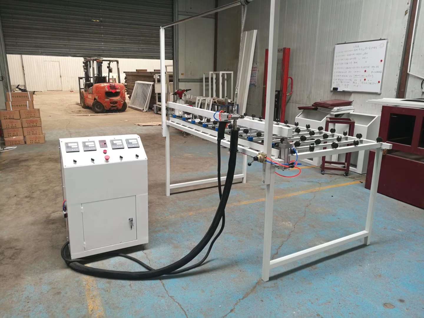 Double glazing machine