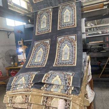 Affordable Prayer Rug Fabric for Muslims