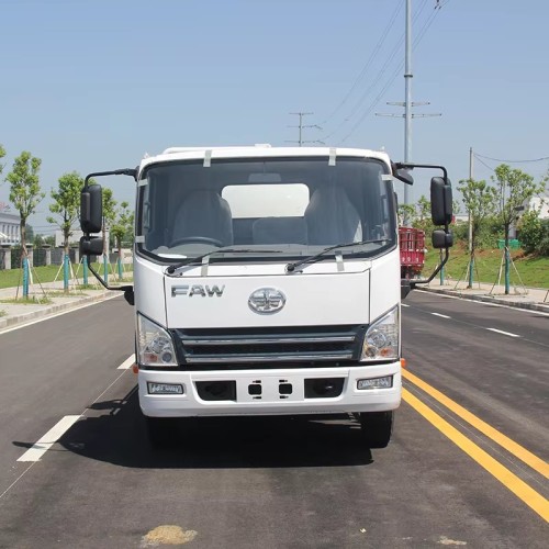 Camión de succión de alcantarillado FAW Jiefang: solución de gestión de residuos eficiente y confiable