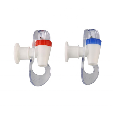 Direct sales food grade plastic taps for bottles