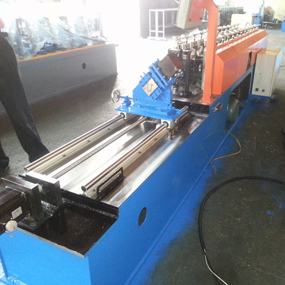 Omega Shape Rolling Forming Machine