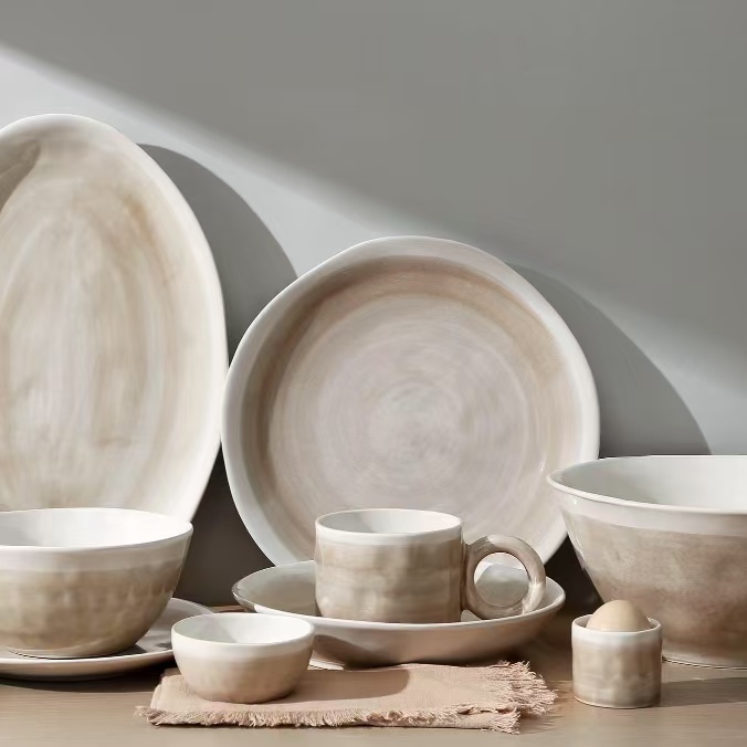 Seamless Dining Experience with Universal Dinnerware