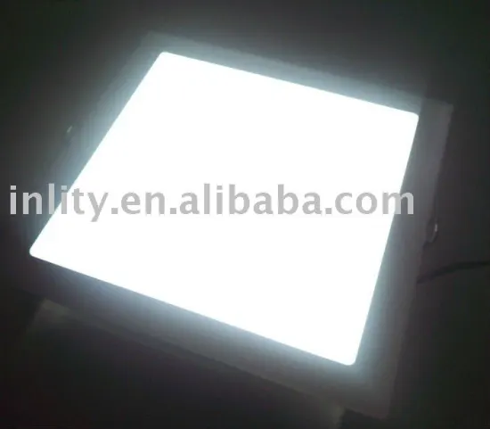 dimmable LED residential light with even brightness