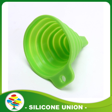 Facile rangement Entonnoir en silicone pliable en couleur personnalisé