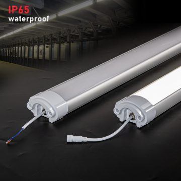 IP65 wasserdichte, verknüpfbare LED -Dampf -Leuchte - hohe Lumen 2/3/4ft Triof Linear LED