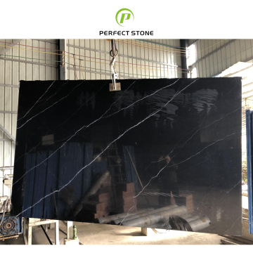 Piastrelle di marmo nero naturale di alta qualità Nero Marquina per pavimenti e ripiani