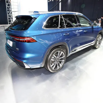 Geely Xing Yue L four-wheel drive flagship model