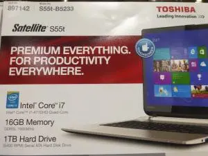 Toshiba Touch Screen 15.6" i7-4710HQ 1920x1080 16GB 1TB HDD Wifi Blutooth WIN8.1
