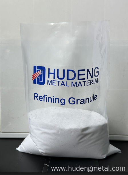 Aluminium alloy refining agent with white and tasteless