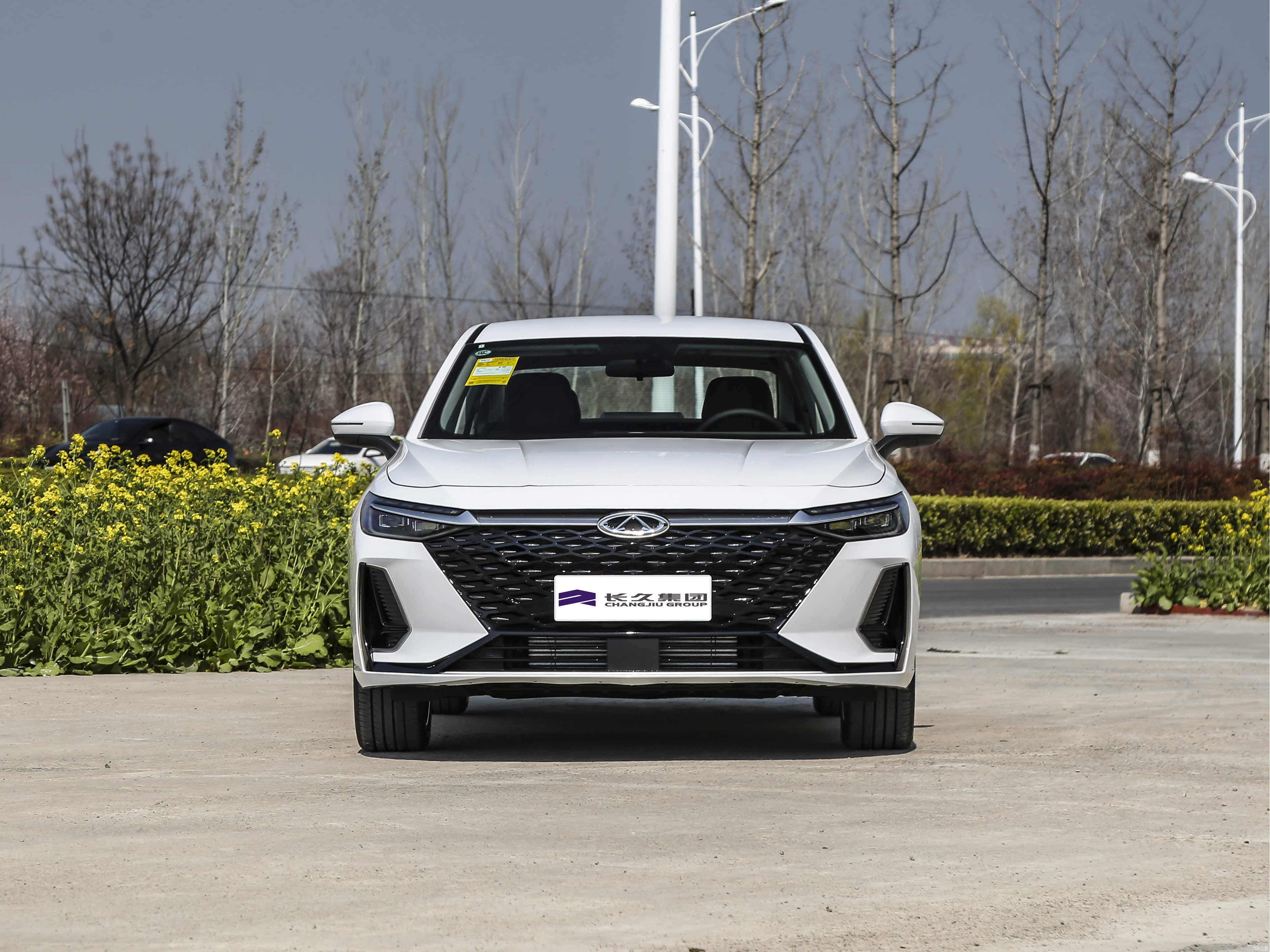 Chery Arrizo 8 Високопродуктивний бензиновий автомобіль