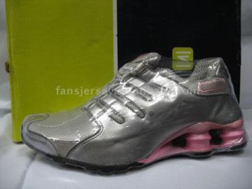 SNEAKERS--NZ-004