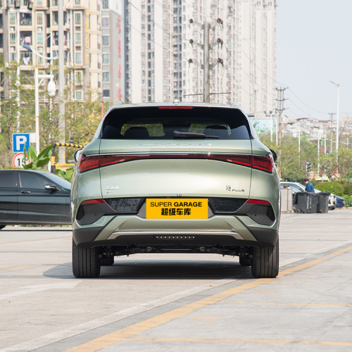 SUV alb BYD Yuan Up Smart-Connected, cu o rază de acțiune de 301 km-401 km
