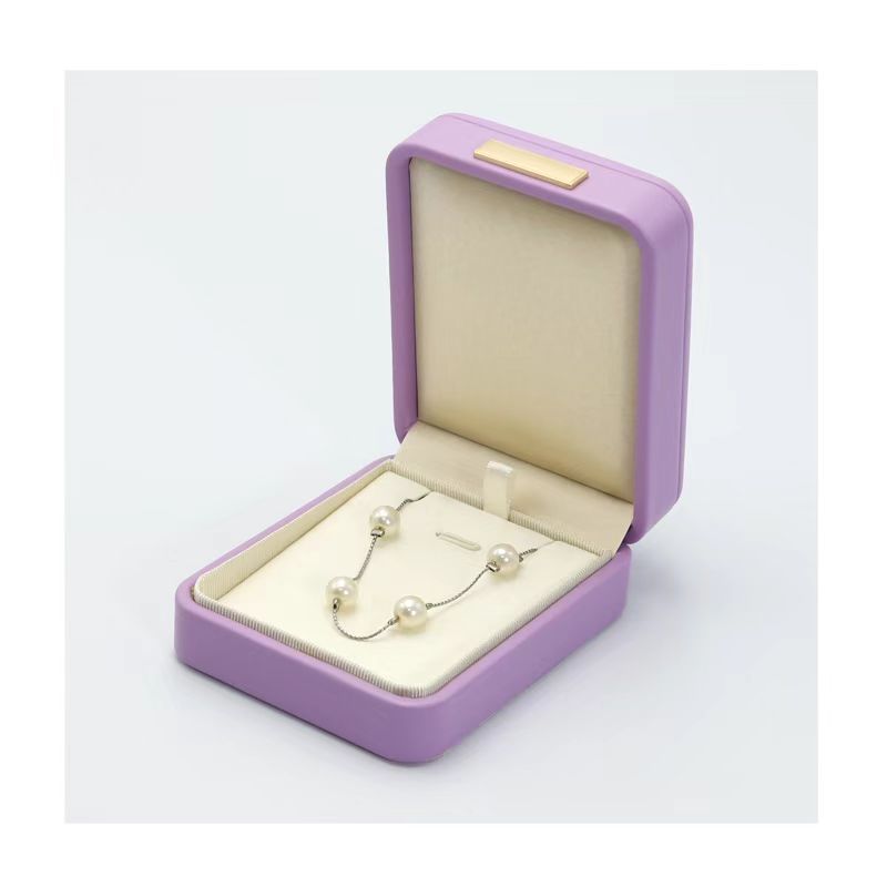 Microfiber PU Leather Square Displaying Diamond Jewelry Box