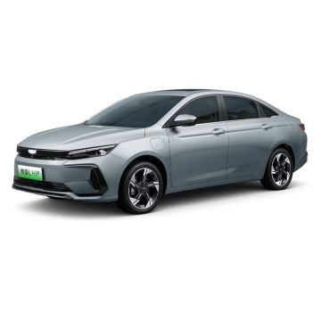 Geely Emgrand L الورك: مركبة هجينة مضغوطة جديدة تمامًا 2024