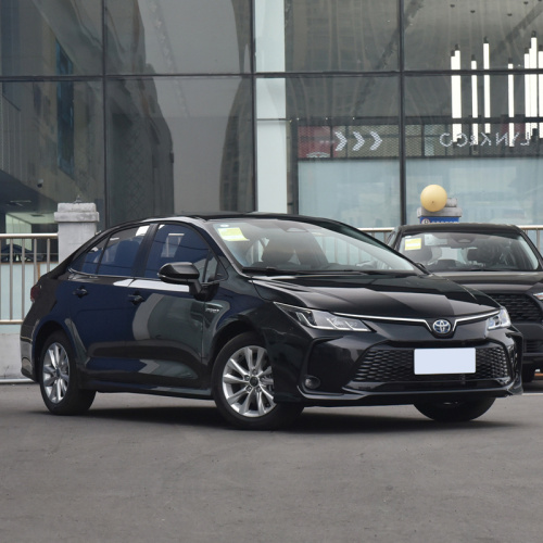 Использовал гибридную Toyota Corolla