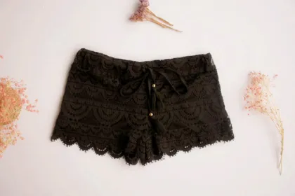 Women Lace Short Pants