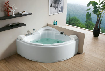 Whirlpool Luxury Spa Tub with Massage Jets