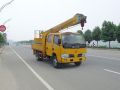 2018 नई Dongfeng 4x2 हवाई सीढ़ी मंच ट्रक