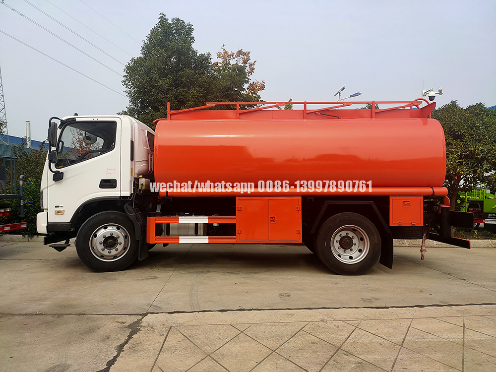 Foton Oil Transport Truck Jpg