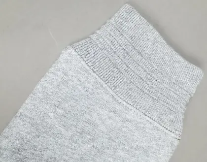 Men's pullover sweatshirt without hood