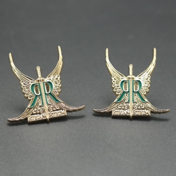 double letter R soft enamel gold plating brass pin badge