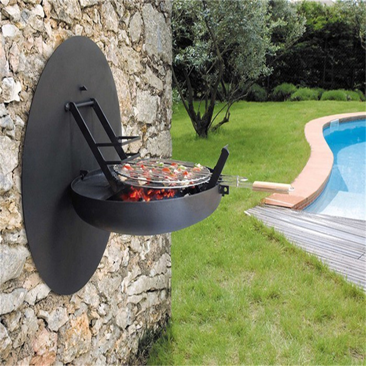 Wall Barbecue Folds