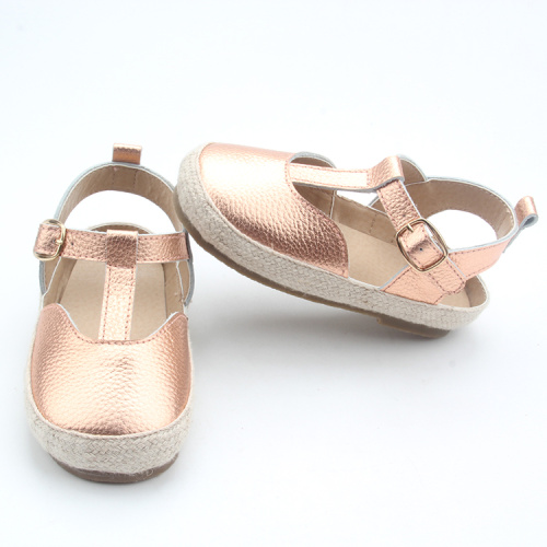 Nuevo estilo de moda hard suela sandalias infantiles