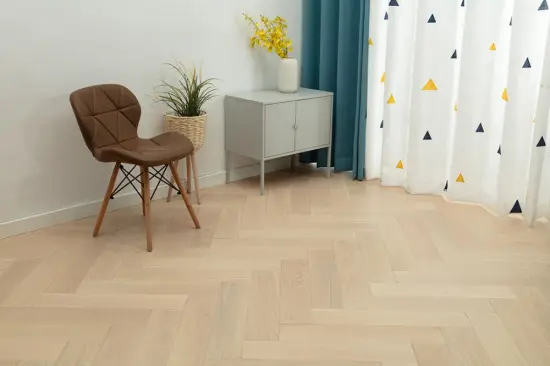 New Design White wash Oak herringbone engineered flooring