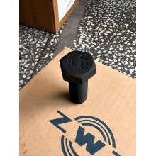 پیچ و مهره سیاه و مفید