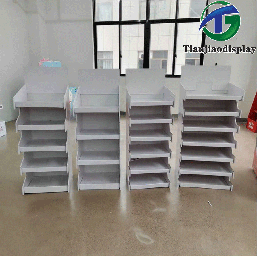 Long-Lasting Paper Shelf for Product Showcasing