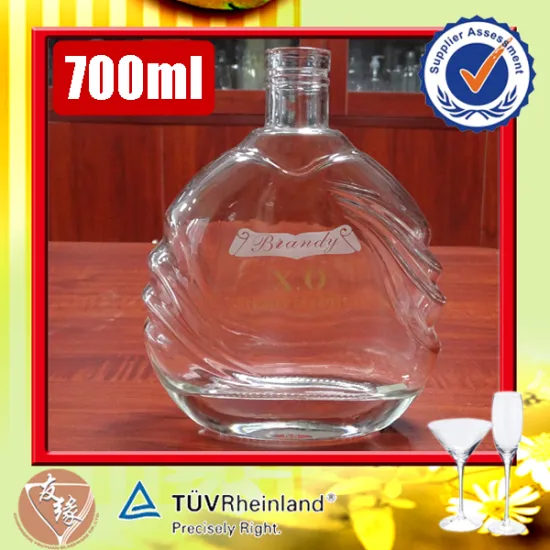 round flat cork sealing high transparent flint glass liquor bottles 70cl glass brandy bottle xo