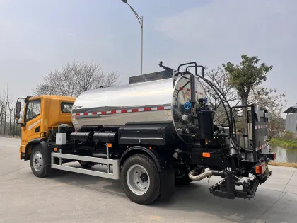 Asphalt Paver Distributor Truck Machinery