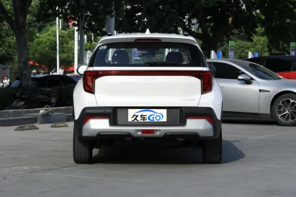 KIA SONET SMALL SUV CAR