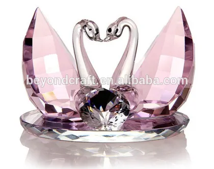 Elegant crystal swans for wedding gifts